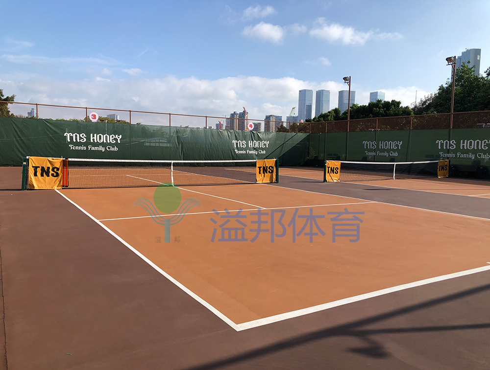 網(wǎng)球場價格以及建設(shè)要求，溢邦體育承建深圳網(wǎng)紅運(yùn)動網(wǎng)球場