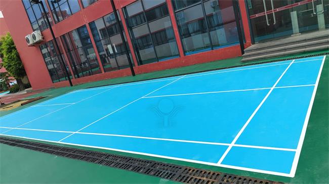 樓頂羽毛球場搭建：挑戰(zhàn)高空，享受運(yùn)動(dòng)樂趣